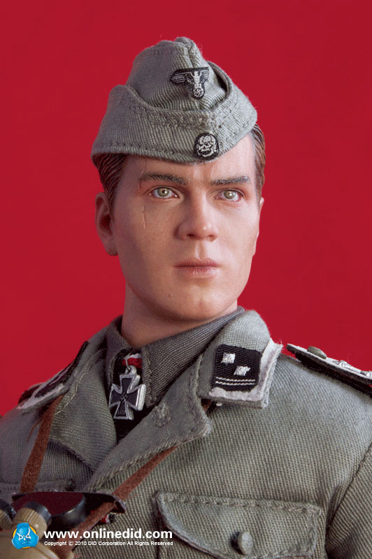 DID - 12th SS PANZER DIVISION NCO with 12cm Granatwerfer 42