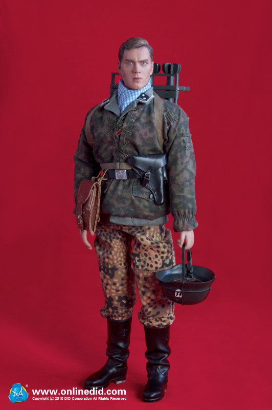 DID - 12th SS PANZER DIVISION NCO with 12cm Granatwerfer 42